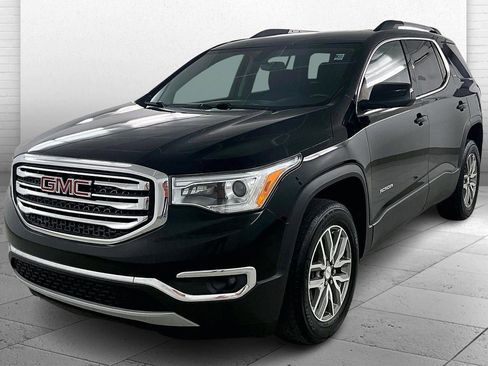 Used 2017 GMC Acadia SLE FWD image 3