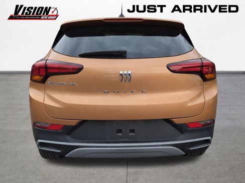 Used 2024 Buick Encore GX Preferred w/ Comfort Package FWD image 4