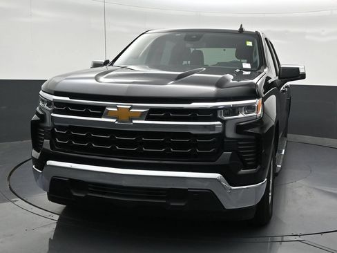 Used 2023 Chevrolet Silverado 1500 LT RWD image 9