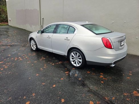 Used 2009 Lincoln MKS Base 4dr Sedan image 3
