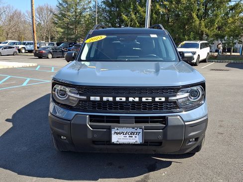 Used 2025 Ford Bronco Sport Outer Banks w/ Outer Banks Tech Package+ image 2