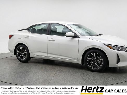 Used 2025 Nissan Sentra SV image 1