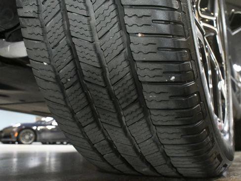 Used 2022 Rivian R1S Launch Edition image 71