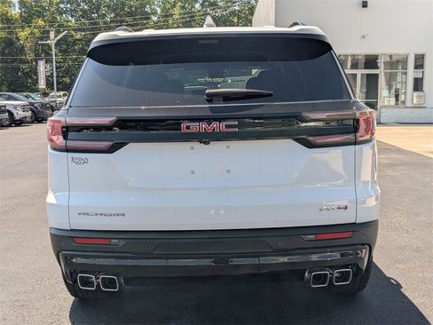 New 2026 GMC Acadia AT4 w/ LPO, Floor Liner Package image 5