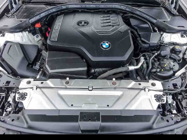 Used 2020 BMW 330i xDrive Sedan w/ Premium Package AWD/4WD image 32
