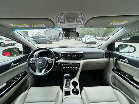 Used 2021 Kia Sportage EX FWD image 12