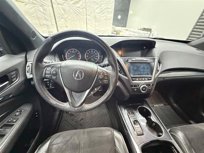 Used 2019 Acura MDX w/ Technology Package AWD/4WD image 13