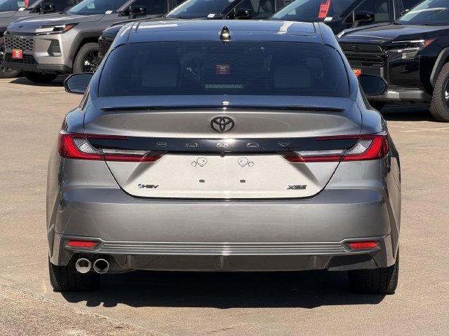 Used 2025 Toyota Camry XSE FWD image 5