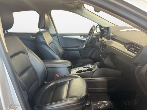 Used 2020 Ford Escape SEL image 15