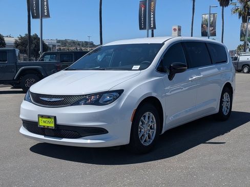 New 2026 Chrysler Voyager LX image 1