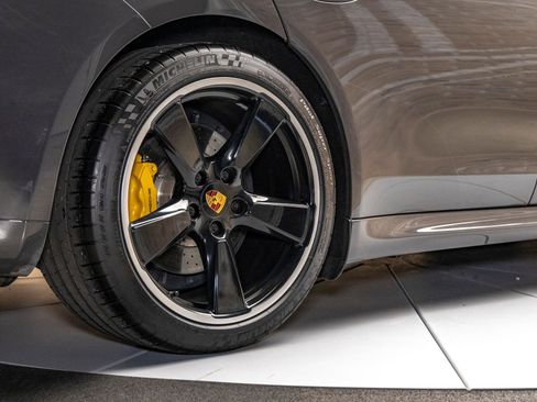 Used 2016 Porsche Panamera Turbo S image 19