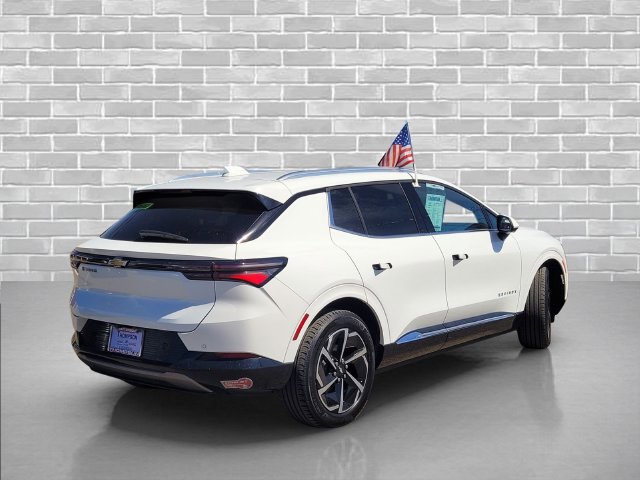 Certified 2024 Chevrolet Equinox EV LT FWD image 6