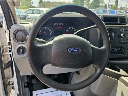 Used 2011 Ford E-150 and Econoline 150 w/ PWR Group image 18