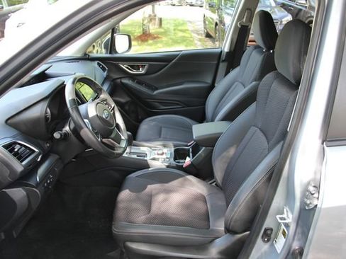Certified 2024 Subaru Forester Premium AWD/4WD image 18