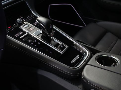 Used 2022 Porsche Panamera GTS AWD/4WD image 89