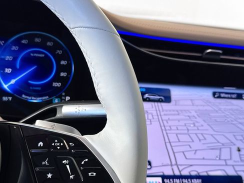 Certified 2023 Mercedes-Benz EQS 580 4MATIC SUV image 16