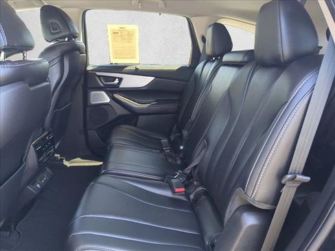 Certified 2025 Acura MDX w/ Technology Package FWD image 21