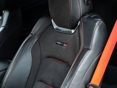 Used 2020 Chevrolet Camaro ZL1 image 23
