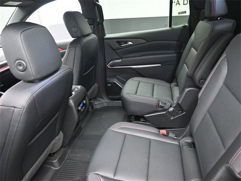 New 2026 Chevrolet Traverse Z71 w/ Enhanced Driving Package image 10