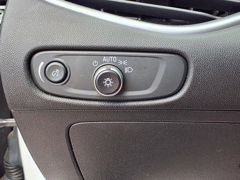 Used 2023 Chevrolet Malibu LT FWD image 17