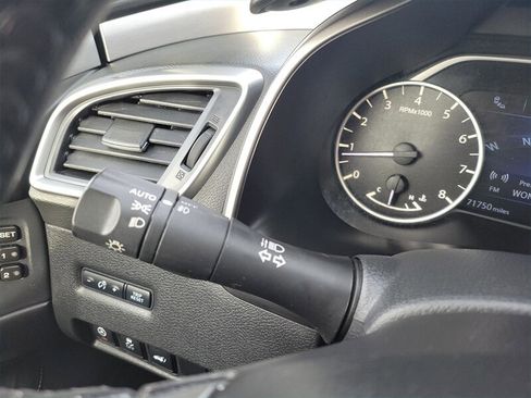 Used 2019 Nissan Murano SL image 17