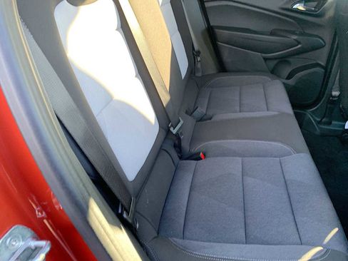 Certified 2024 Chevrolet Trax RS w/ Driver Confidence Package image 23