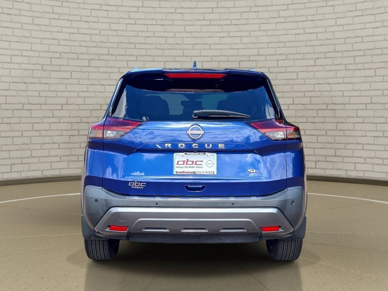 Used 2023 Nissan Rogue SL w/ SL Premium Package FWD image 6
