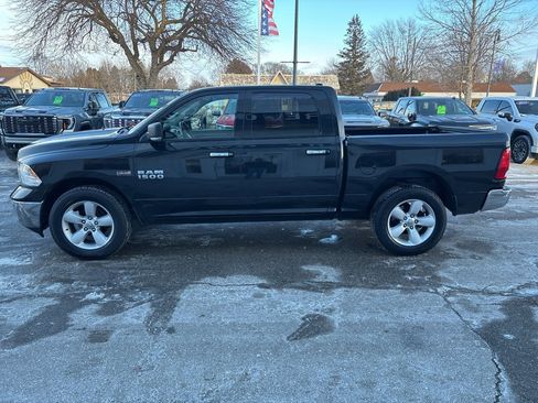 Used 2018 RAM 1500 SLT image 8