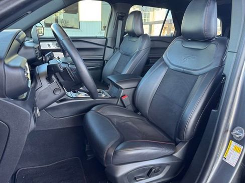 Used 2024 Ford Explorer ST w/ Equipment Group 401A image 24