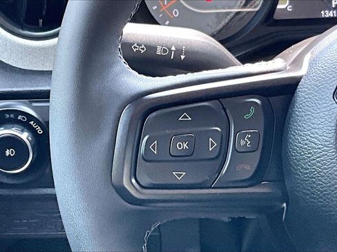 Used 2025 Jeep Wrangler Unlimited Sport AWD/4WD image 20
