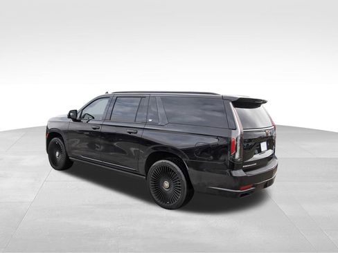 Certified 2024 Cadillac Escalade ESV Premium Luxury w/ Performance Package image 3