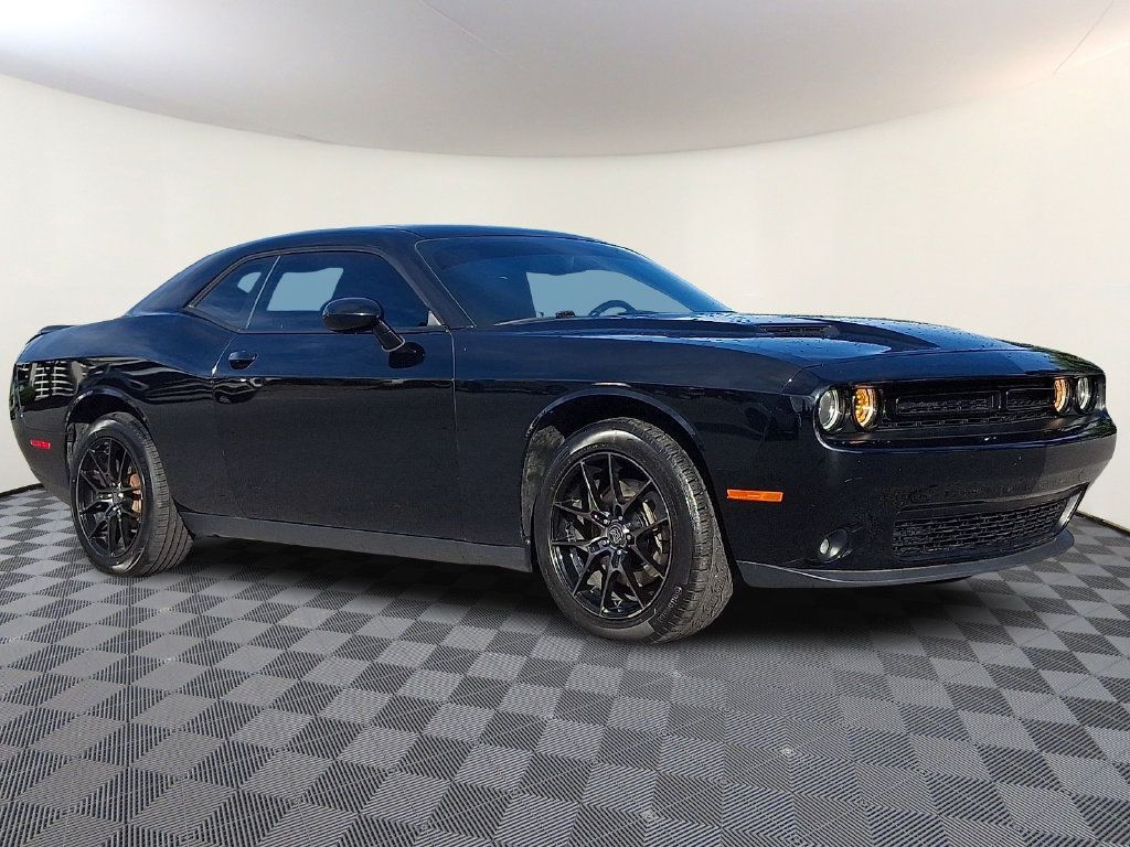 Used 2020 Dodge Challenger SXT w/ Blacktop Package AWD/4WD image 1