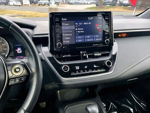 Used 2021 Toyota Corolla SE image 6