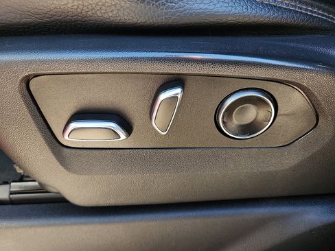 Used 2024 GMC Sierra 2500 Denali w/ Denali Reserve Package image 14