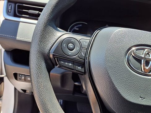Certified 2025 Toyota RAV4 XLE AWD/4WD image 20