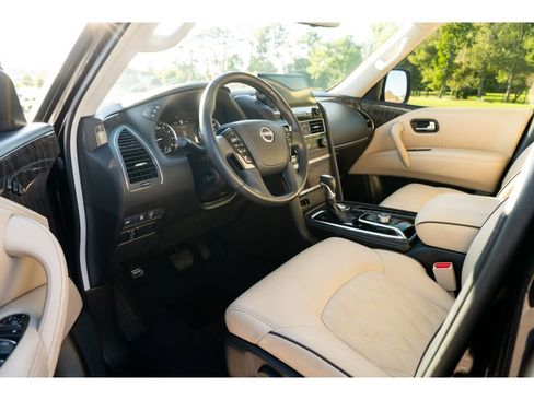 Used 2021 Nissan Armada Platinum w/ Captain's Chairs Package RWD image 10