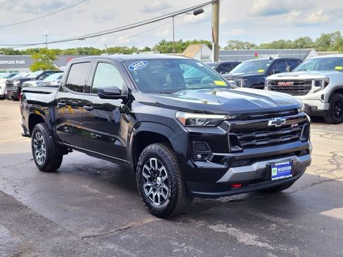 Used 2024 Chevrolet Colorado Z71 w/ Z71 Convenience Package 2 AWD/4WD image 7