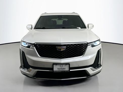 Used 2022 Cadillac XT6 Luxury image 2