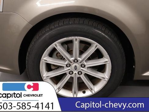 Used 2014 Ford Flex Limited AWD/4WD image 9