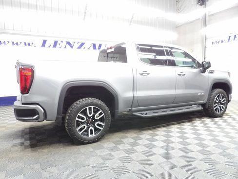 Used 2024 GMC Sierra 1500 AT4 w/ Technology Package AWD/4WD image 5