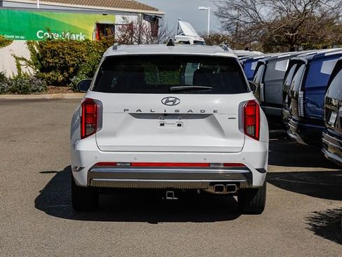 Used 2023 Hyundai Palisade Calligraphy w/ Cargo Package AWD/4WD image 5
