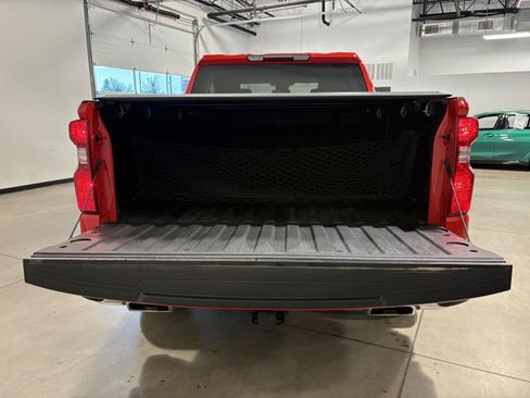 Used 2022 Chevrolet Silverado 1500 LT AWD/4WD image 36