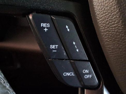 Used 2018 Ford Expedition Limited w/ Equipment Group 302A AWD/4WD image 29