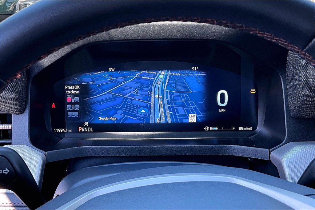 Used 2025 Ford Explorer Active RWD image 28