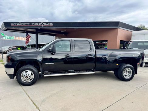 Used 2012 GMC Sierra 3500 SLT w/ SLT Convenience Package image 1