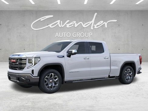 New 2026 GMC Sierra 1500 SLT image 2