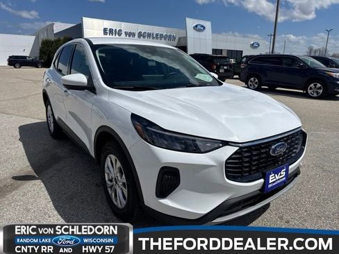 Used 2024 Ford Escape Active w/ Tech Pack #2 AWD/4WD image 1