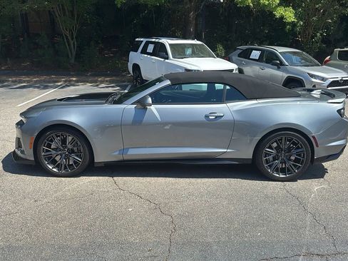 Used 2023 Chevrolet Camaro ZL1 RWD image 8