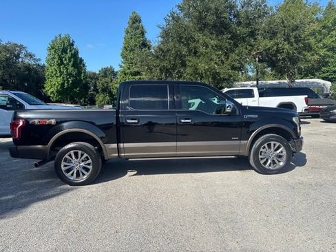 Used 2016 Ford F150 Lariat w/ Equipment Group 502A Luxury AWD/4WD image 4