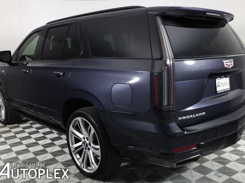 Used 2026 Cadillac Escalade Sport w/ Touring Package AWD/4WD image 7